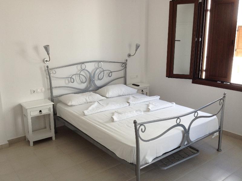 Depis Sea Side Private Villas Mikri Vigla Exterior photo