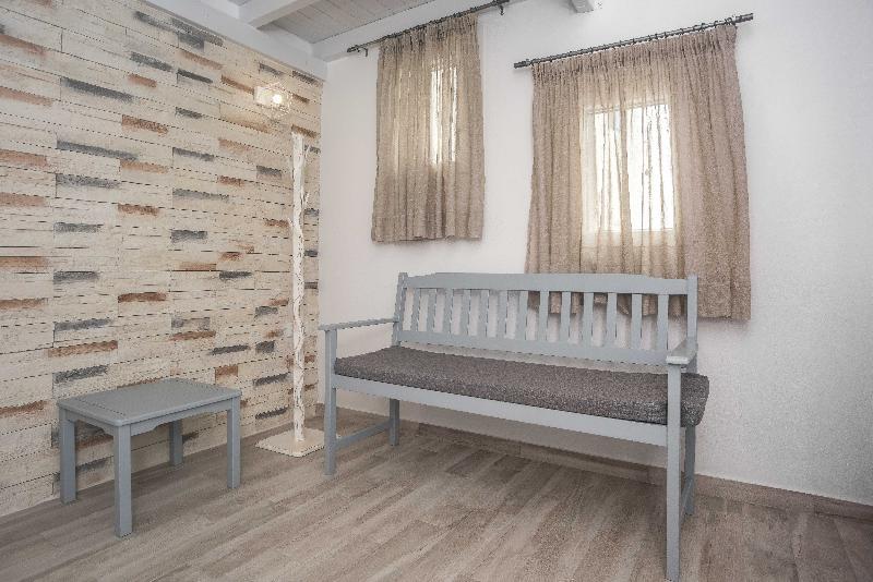 Depis Sea Side Private Villas Mikri Vigla Exterior photo